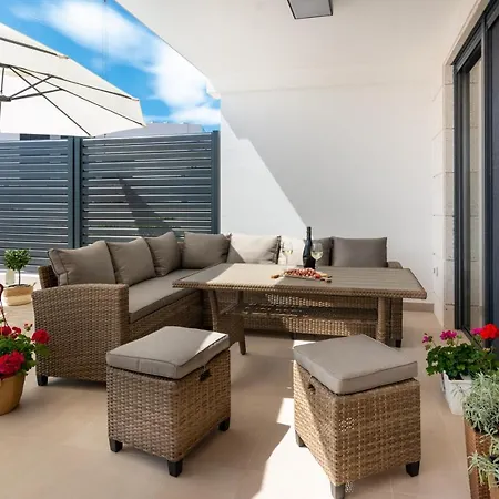 Tea Luxury Apartment *